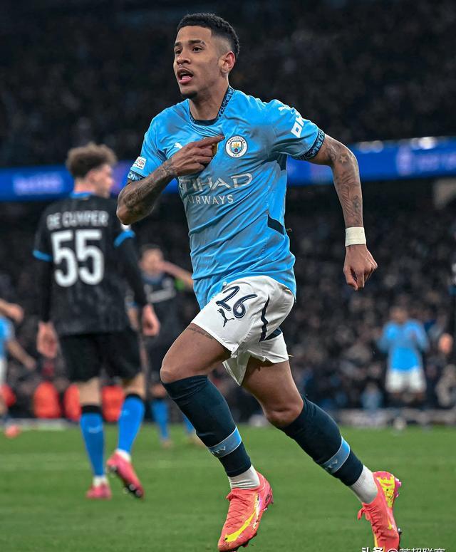 阿森纳遭受失利，需反思战术问题